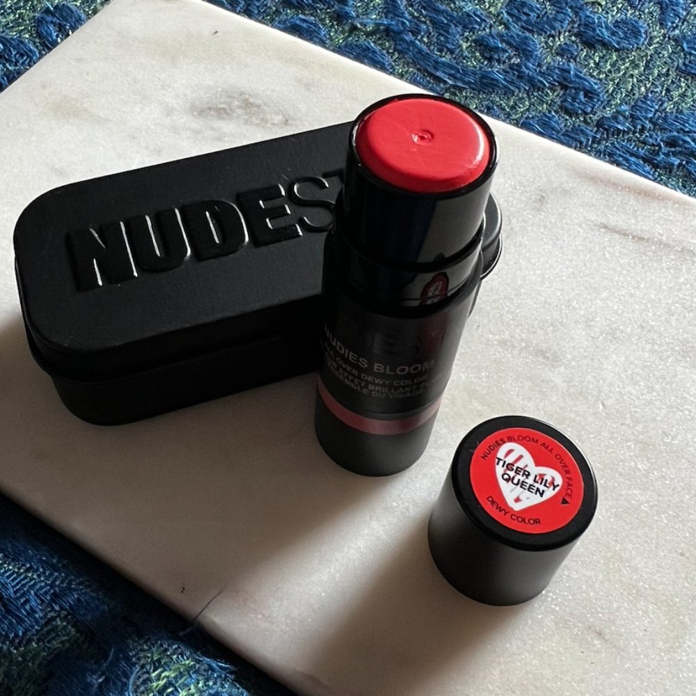 TIGER LILY QUEEN - NUDESTIX NUDIES BLOOM